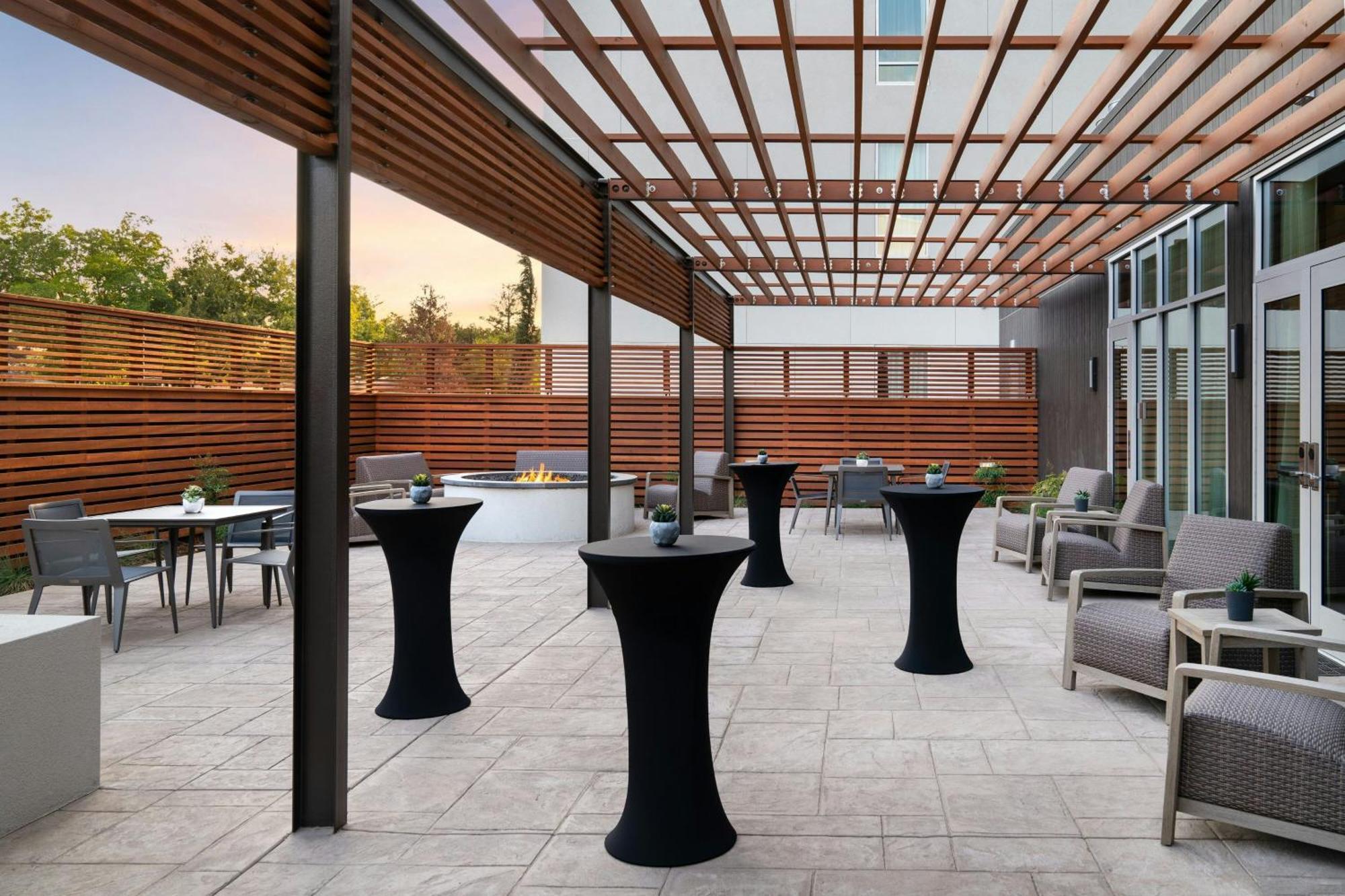 Hotel Courtyard By Marriott Fresno Clovis Esterno foto